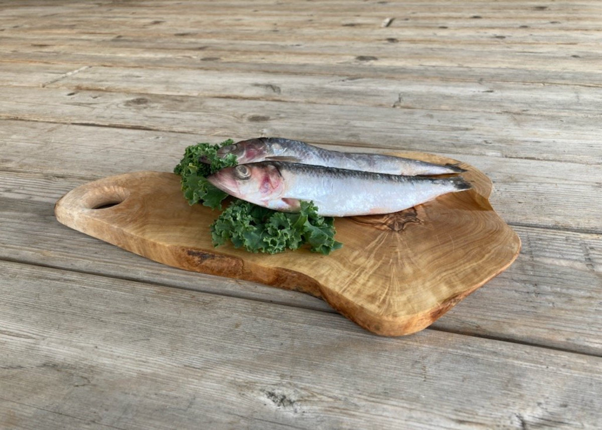 Raw whole herring